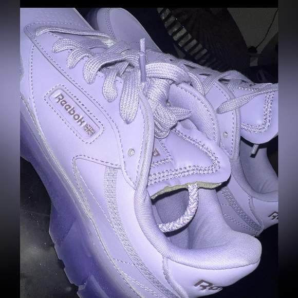 Reebok Club C Cardi B Sneakers Crisp Purple GX5027 Size 9 Women’s - Picture 1 of 3